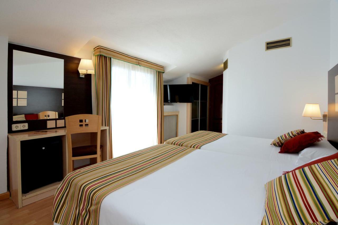 Junior Suite,800219220:JPEG