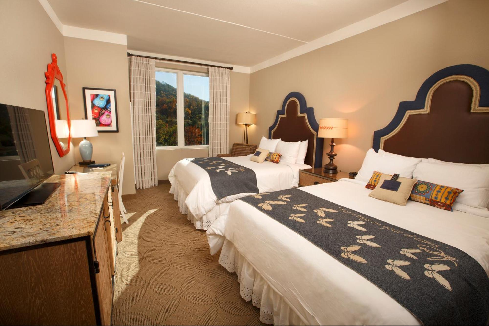 Queen Room Two Queen Beds