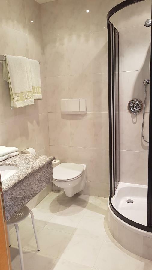 Double Room Private Bathroom,1605406648:JPEG