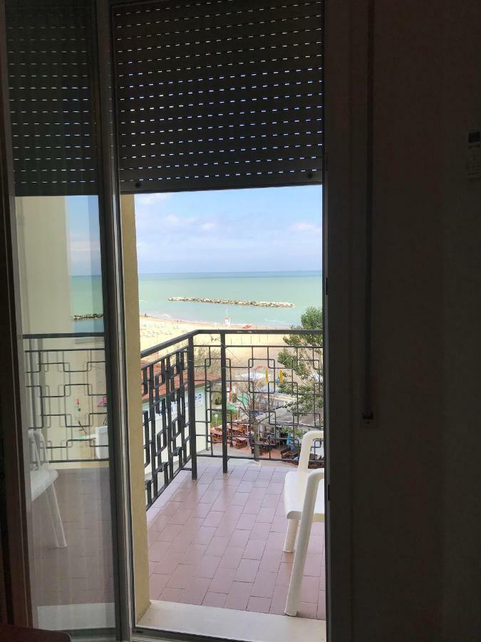 Room Side Sea View,805654539:JPEG