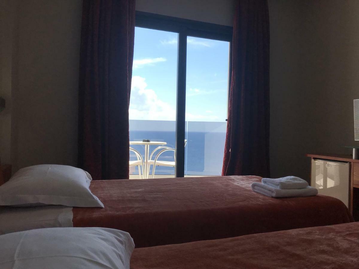 Twin Room Sea View,1772931365:JPEG
