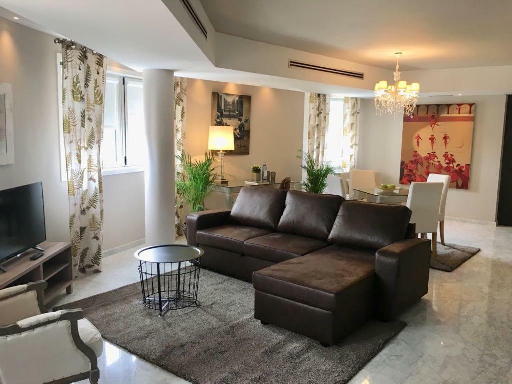 Family Suite,805984851:JPEG