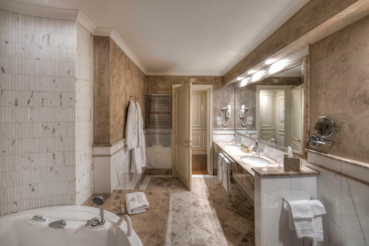 Junior Suite,742671052:JPEG
