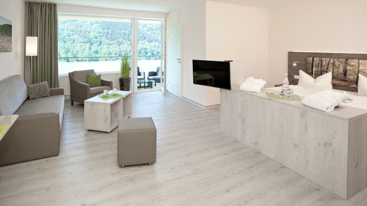 Superior Family Room Dogs allowed on request fees apply,806155773:JPEG