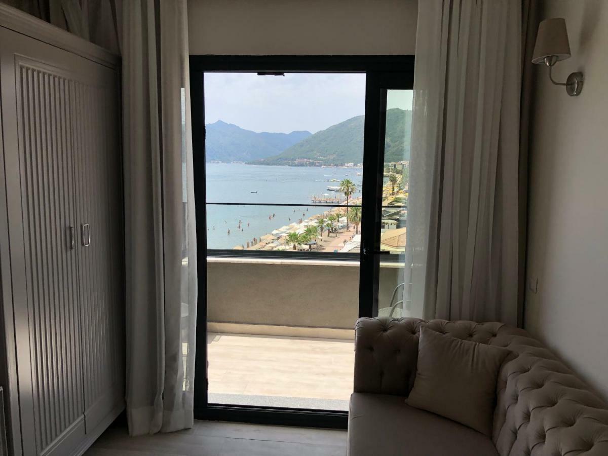 Deluxe Suite Sea View