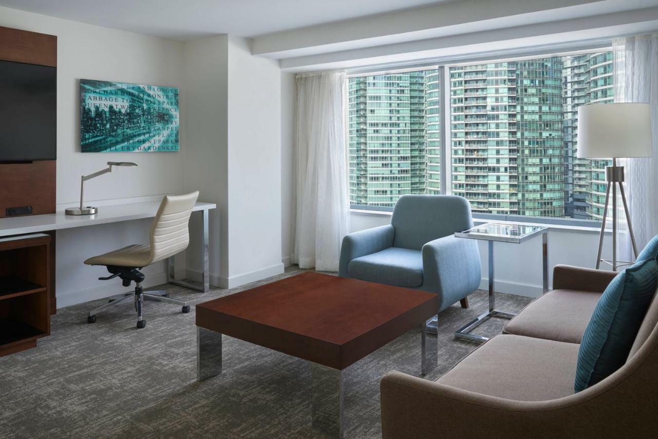 1 Bedroom Suite, 2 Double, Sofa bed, City view