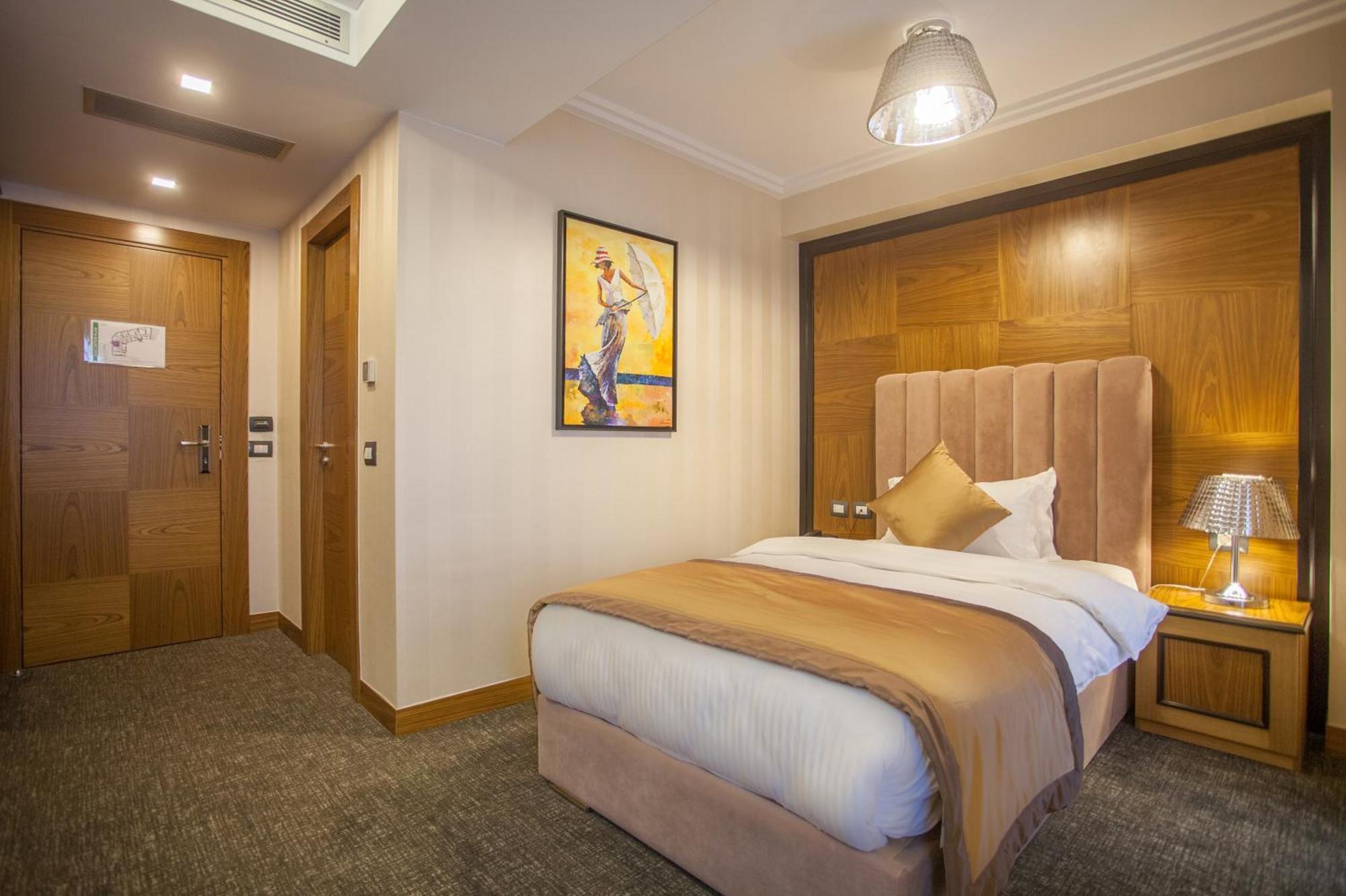 Small Single Room