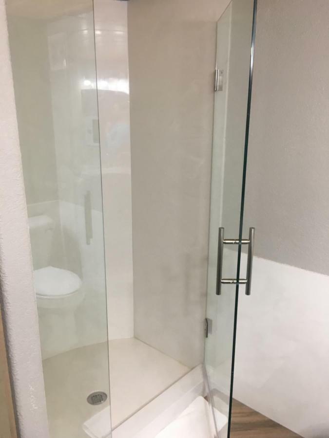 Superior King Room,811288899:JPEG