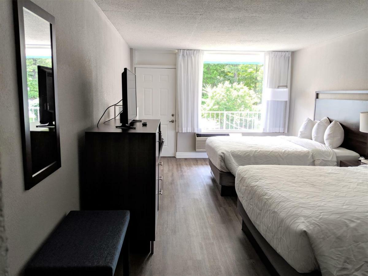 Deluxe Room Two Queen Beds Beachside
