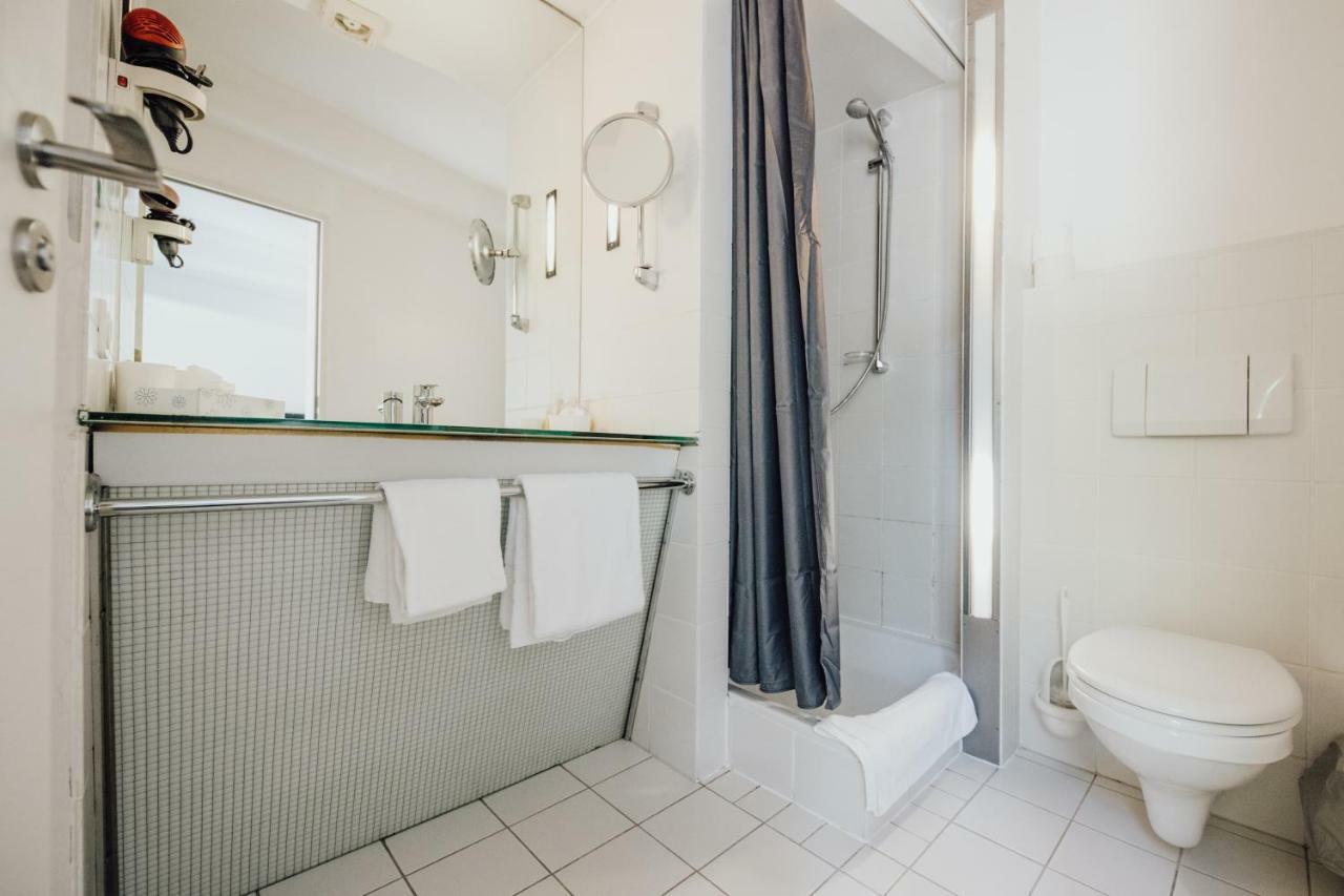 Standard Twin Room,812451672:JPEG
