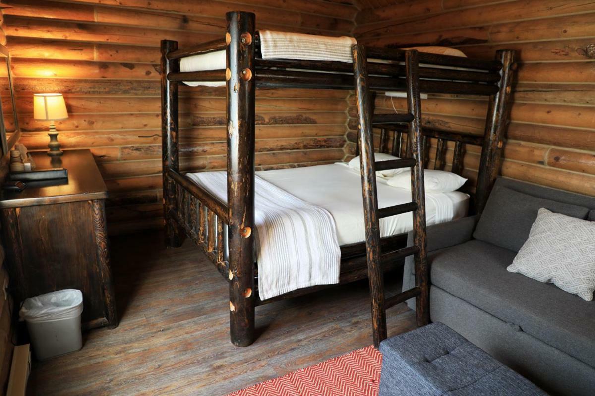 Cowboy Cabin No Bathroom