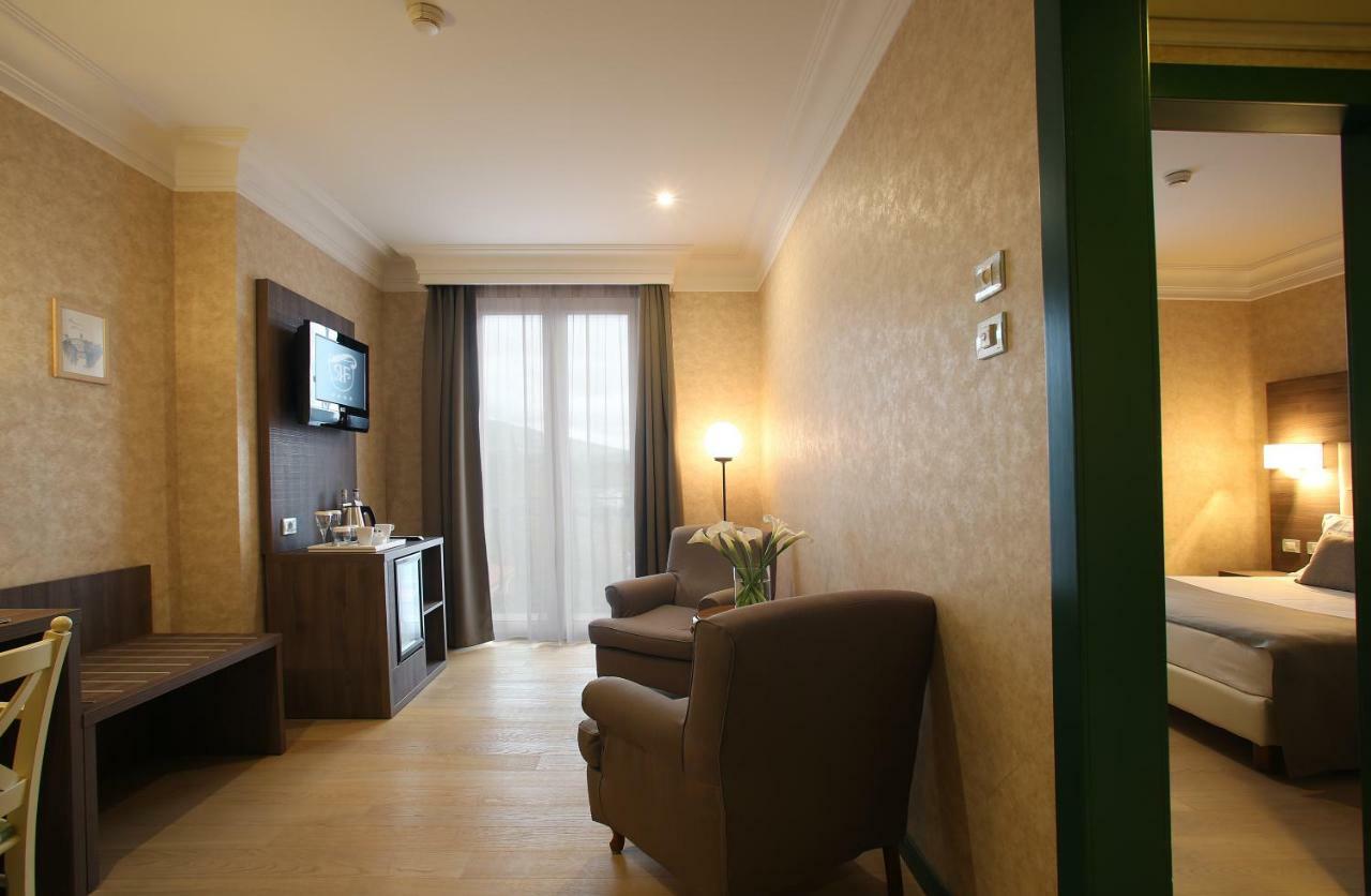 Junior Suite,812847285:JPEG