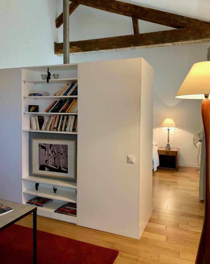 Deluxe One-Bedroom Apartment 38m2