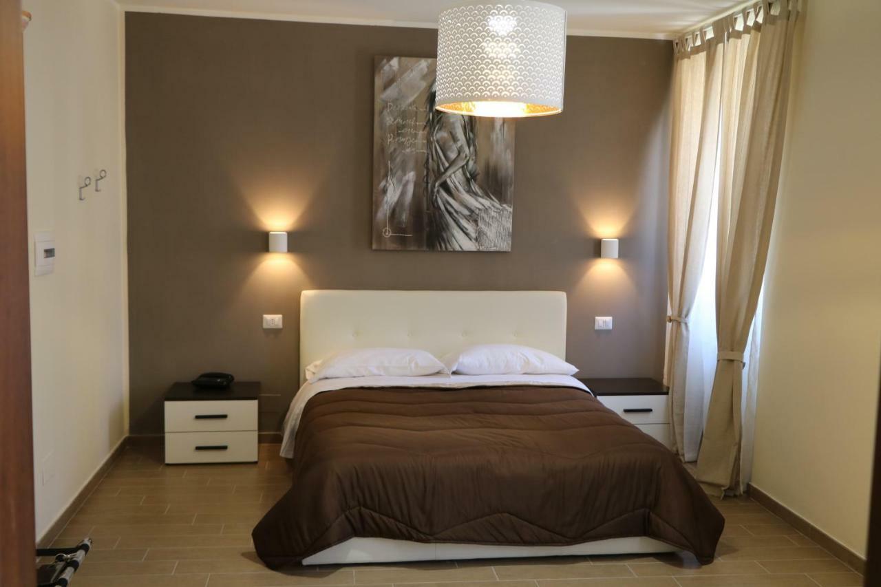 Deluxe Room,831944111:JPEG