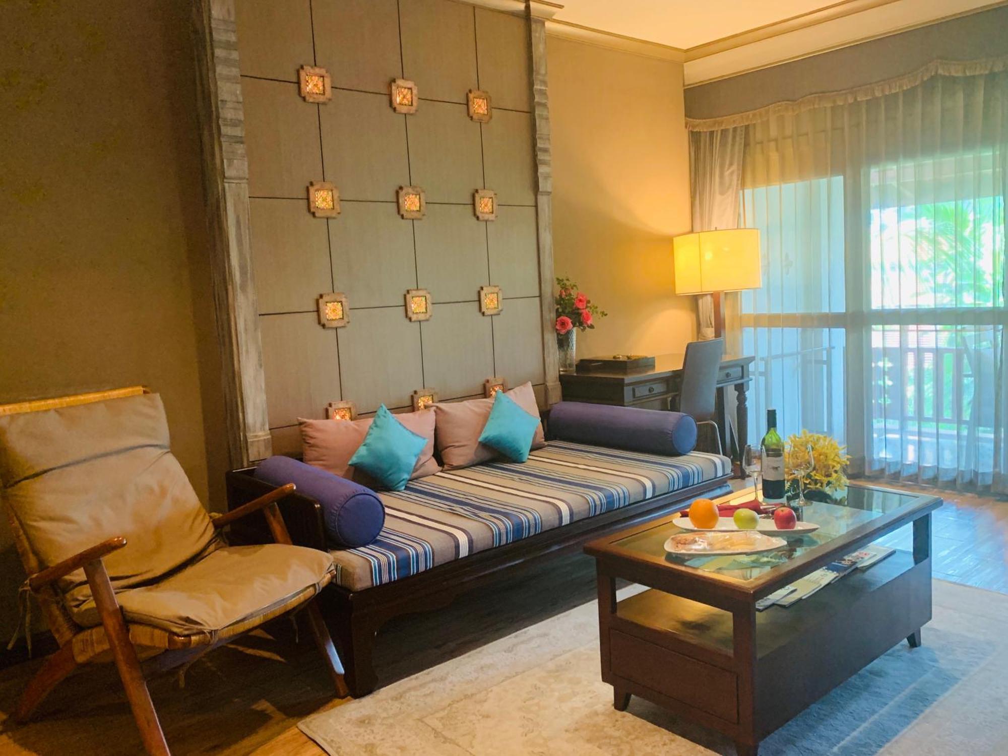 Junior Suite Room Balcony