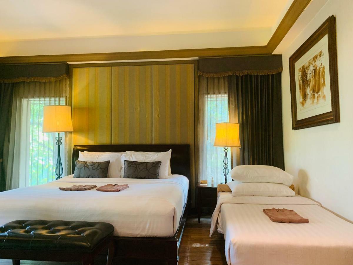 Junior Suite Room Balcony