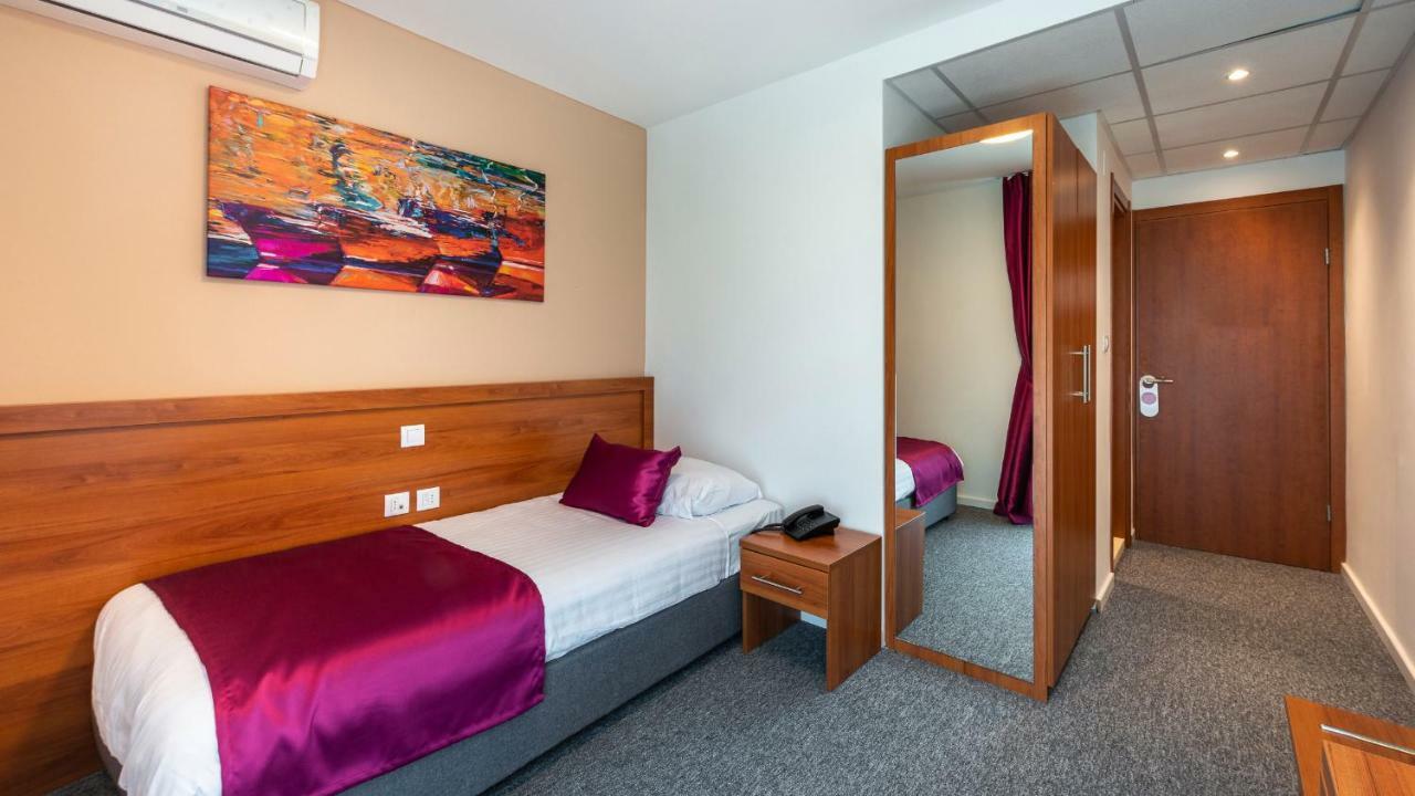 Standard Single Room Annex