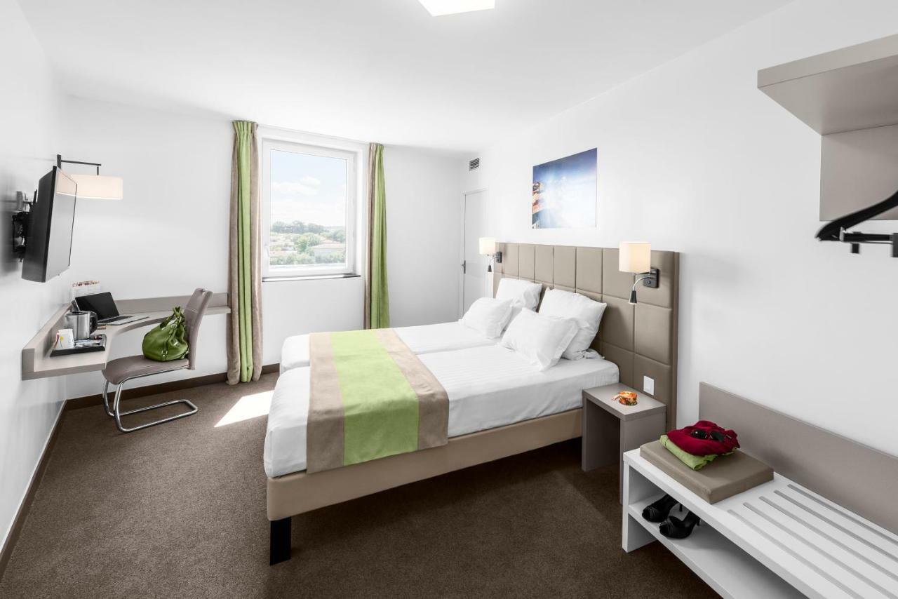 Superior Twin Room,1215125323:JPEG