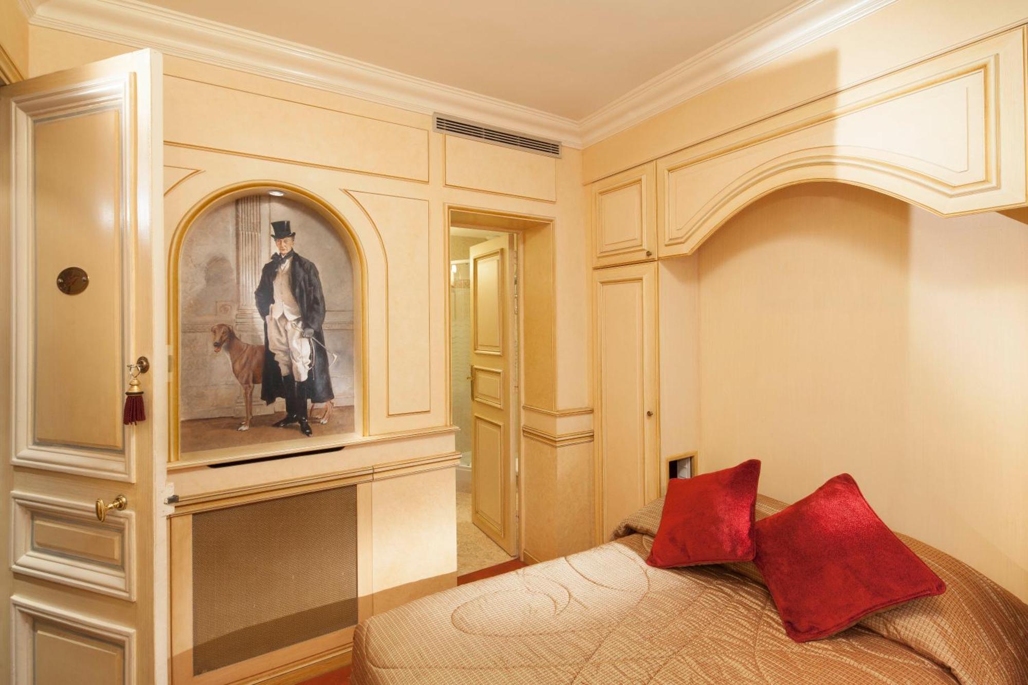 Single Room,1110876396:JPEG