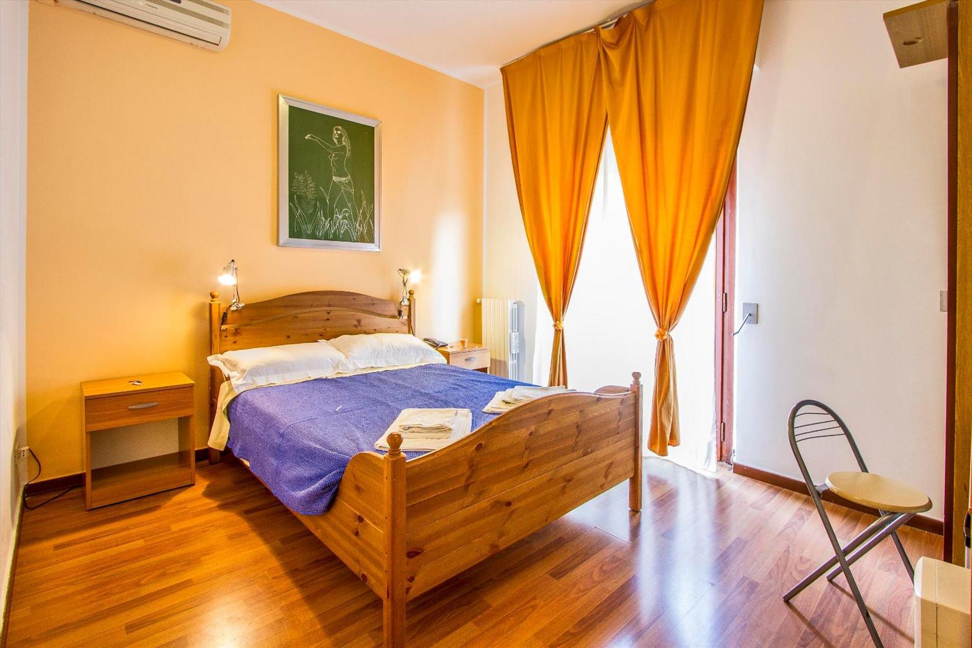 Single Room,815056193:JPEG