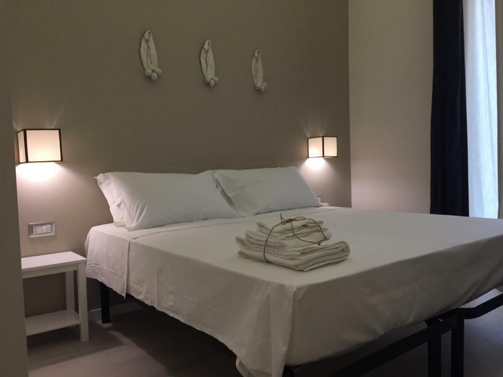 Double Room Balcony,815171108:JPEG