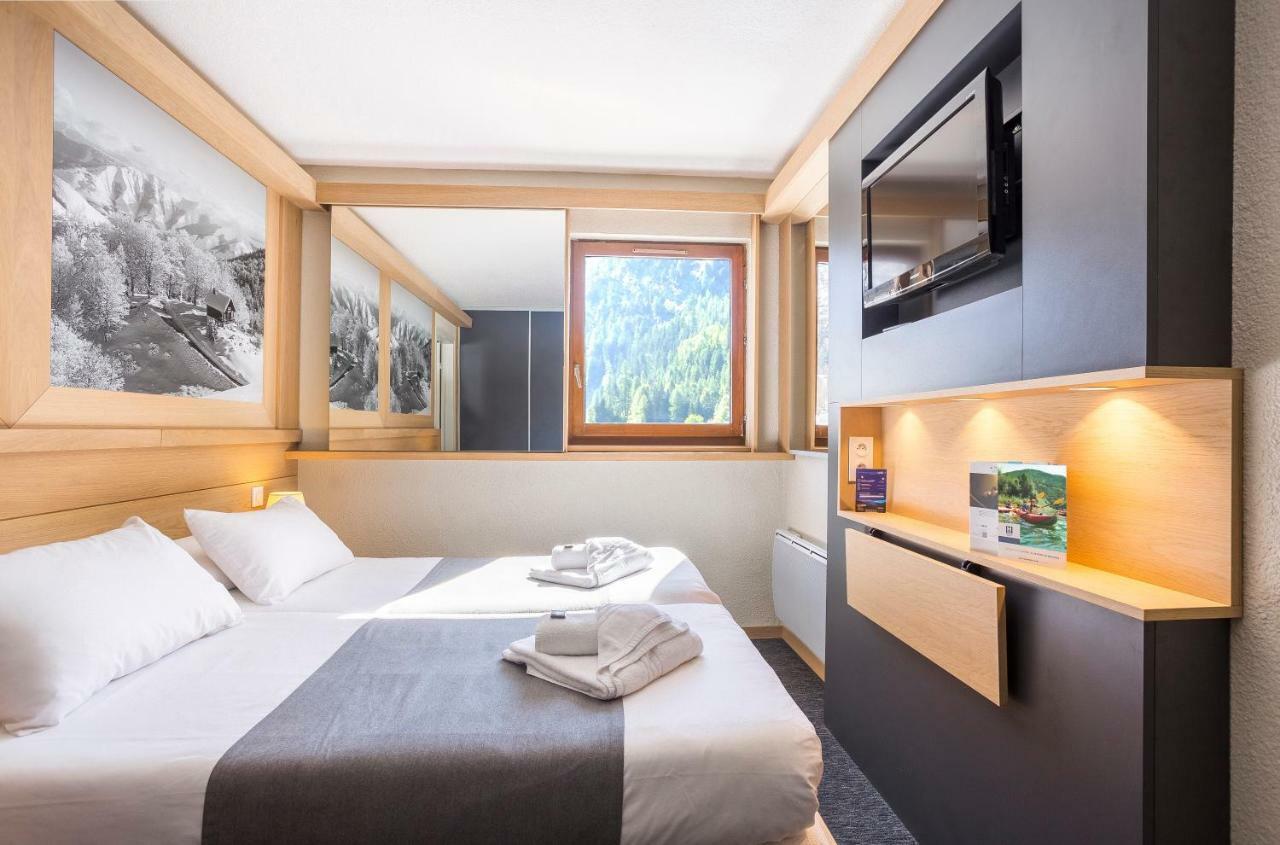 Double Room,1443124759:JPEG