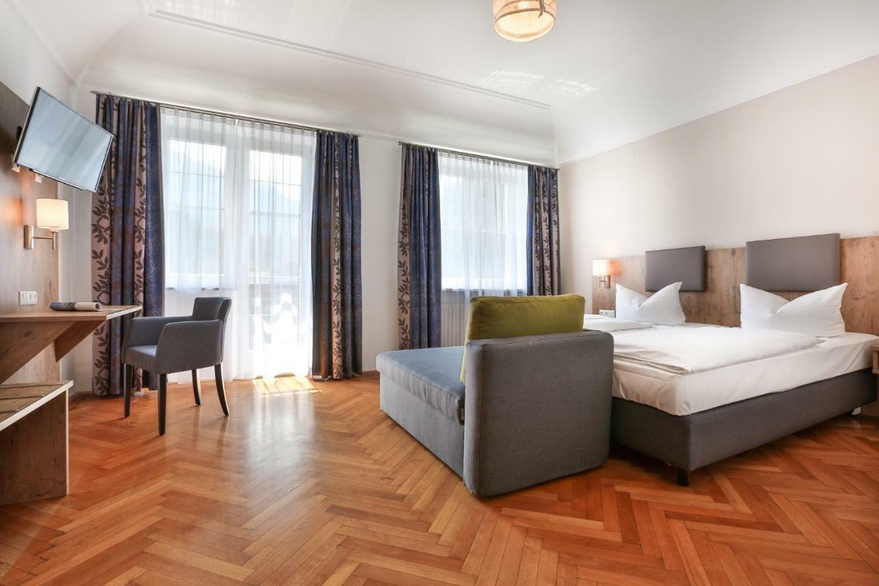 Double Room Lake View