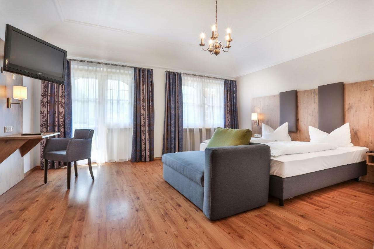 Double Room Lake View
