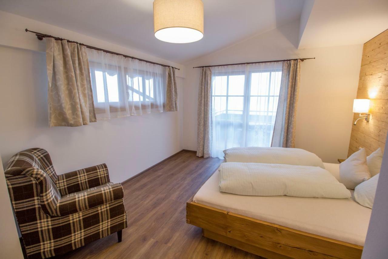 Doppelzimmer mit Balkon