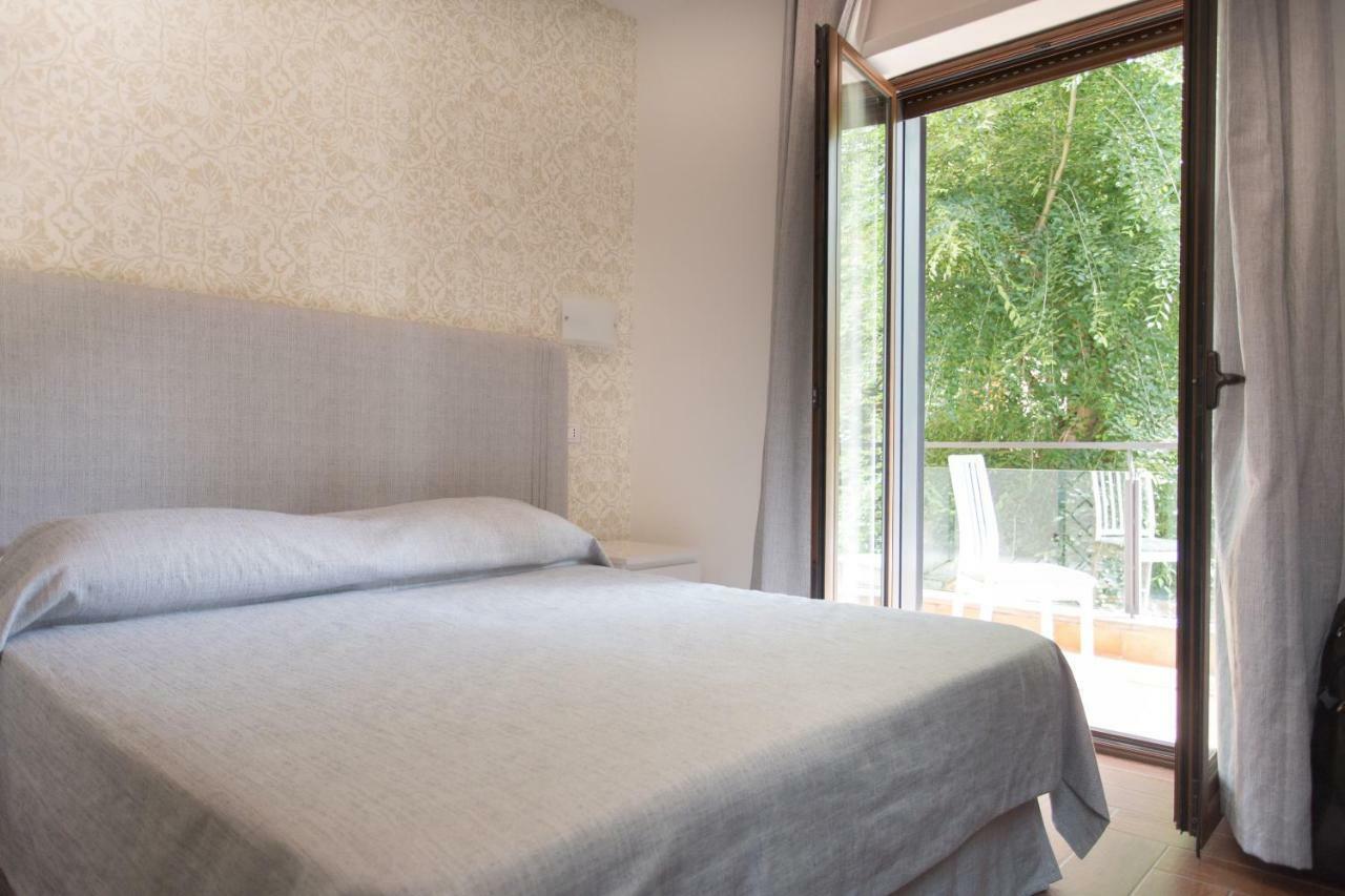 Standard Double or Twin Room Balcony
