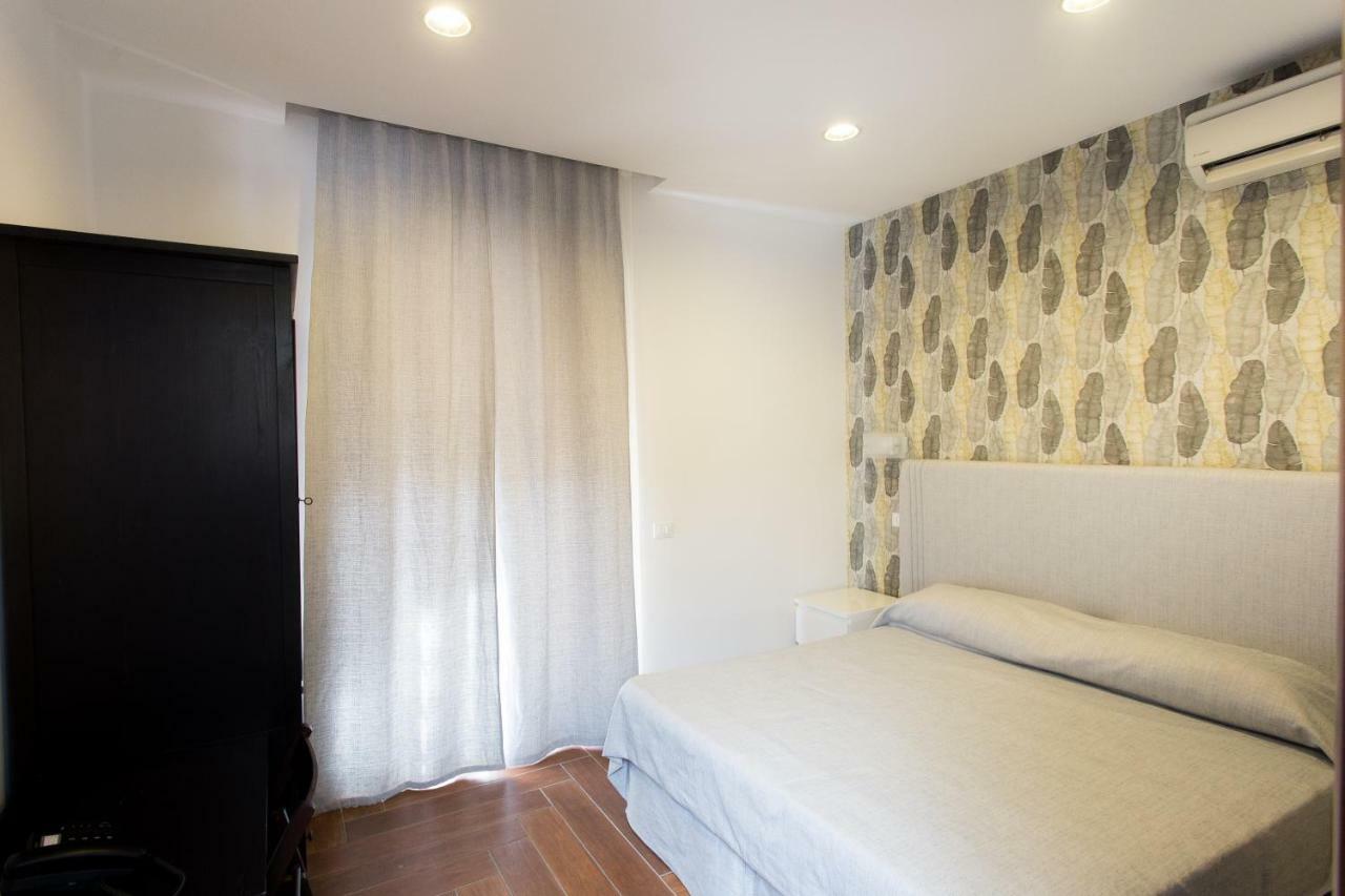 Standard Double or Twin Room Balcony