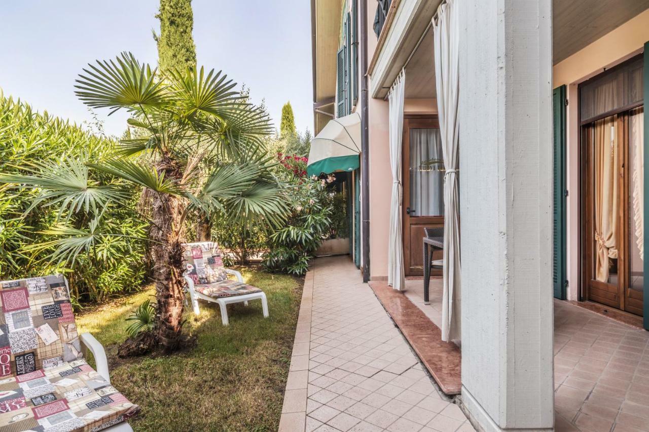 One-Bedroom Apartment Private Garden