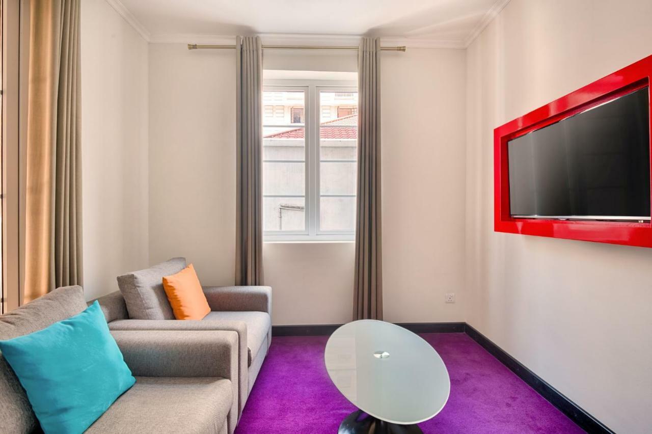 Deluxe Family Room on Laundry Services,832564058:JPEG