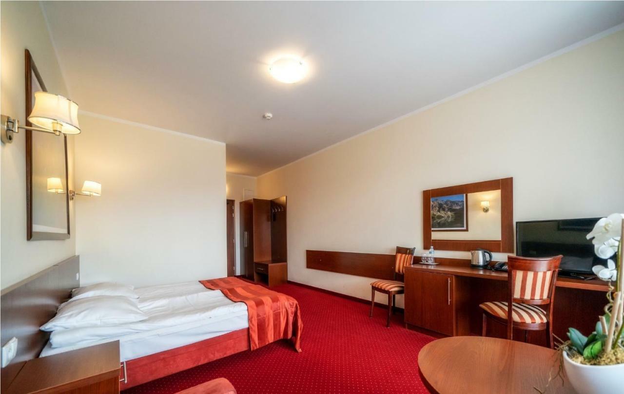 Single Room Balcony