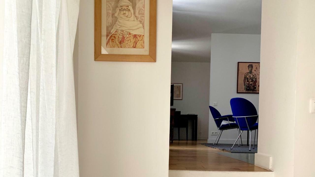 Deluxe One-Bedroom Apartment 4675m2