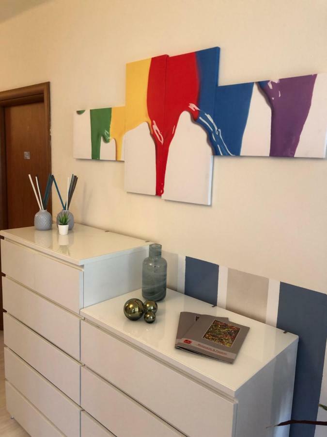 Single Room,819158036:JPEG