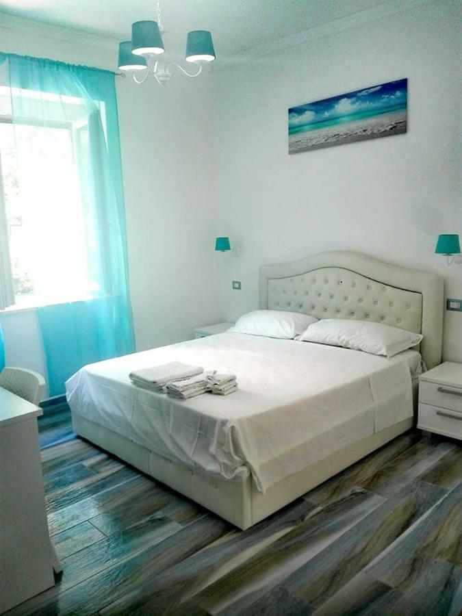 Double Room,819167438:JPEG