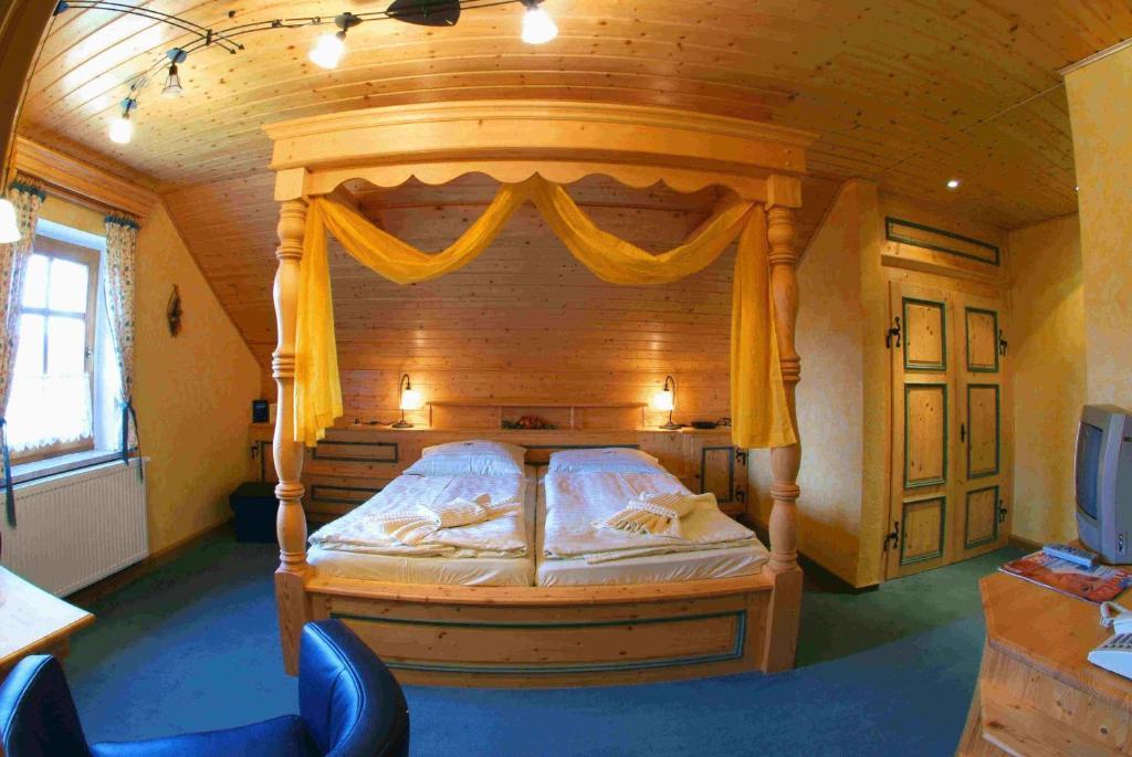 Triple Room,689415123:JPEG