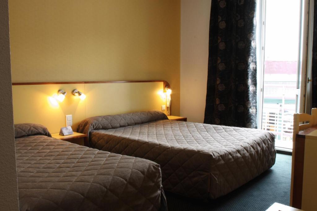 Triple Room,680094465:JPEG