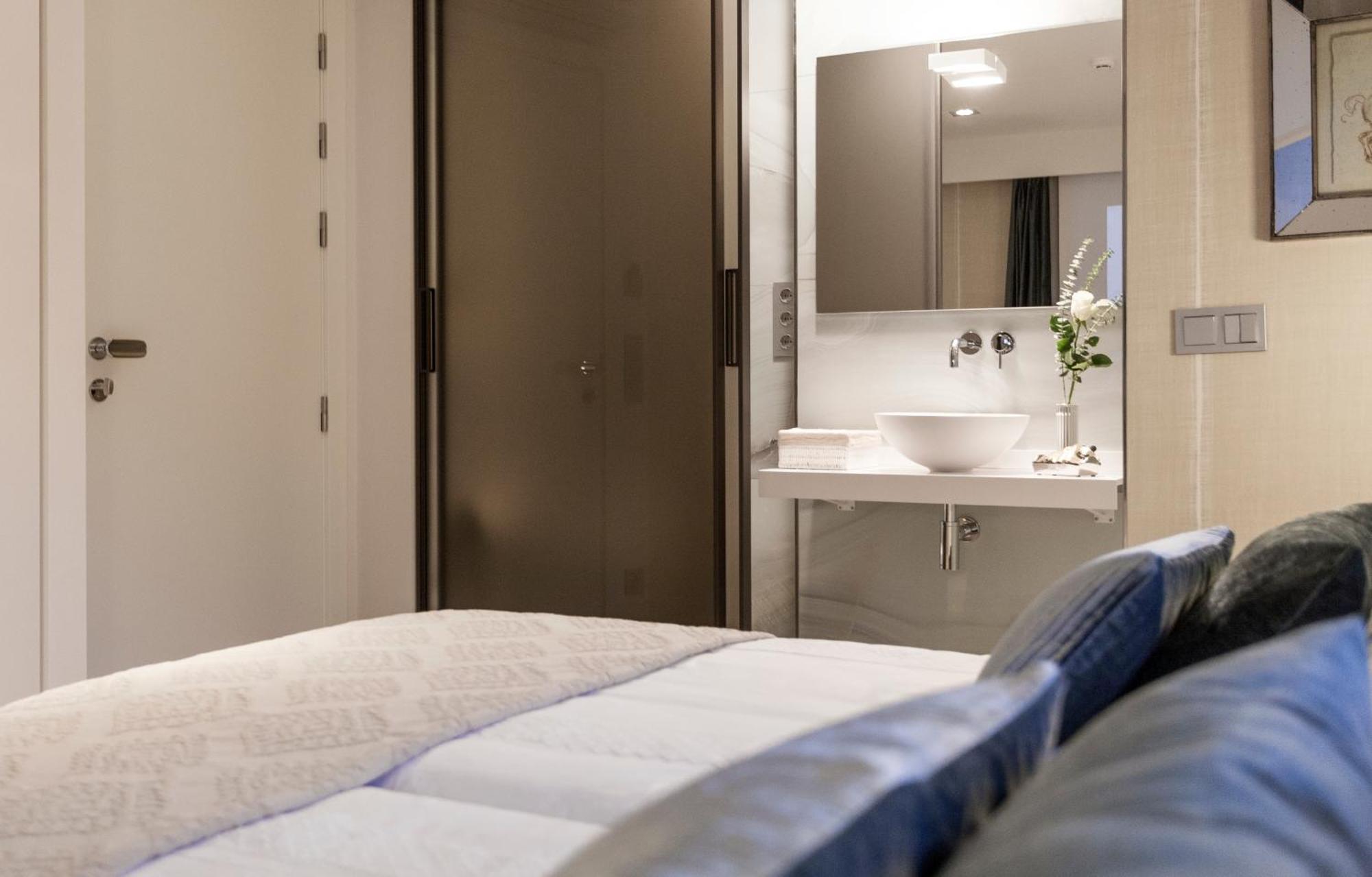 Double or Twin Room,382909981:JPEG