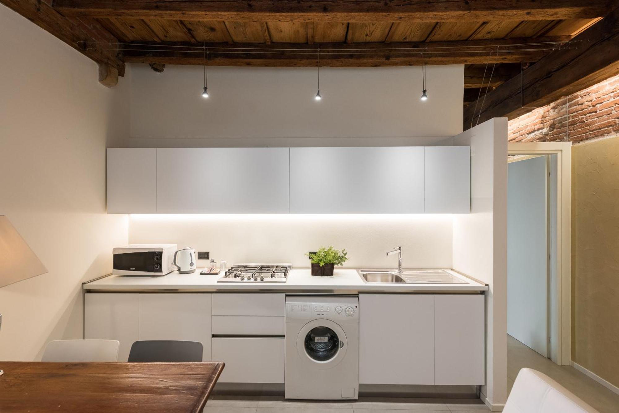 Superior One-Bedroom Apartment