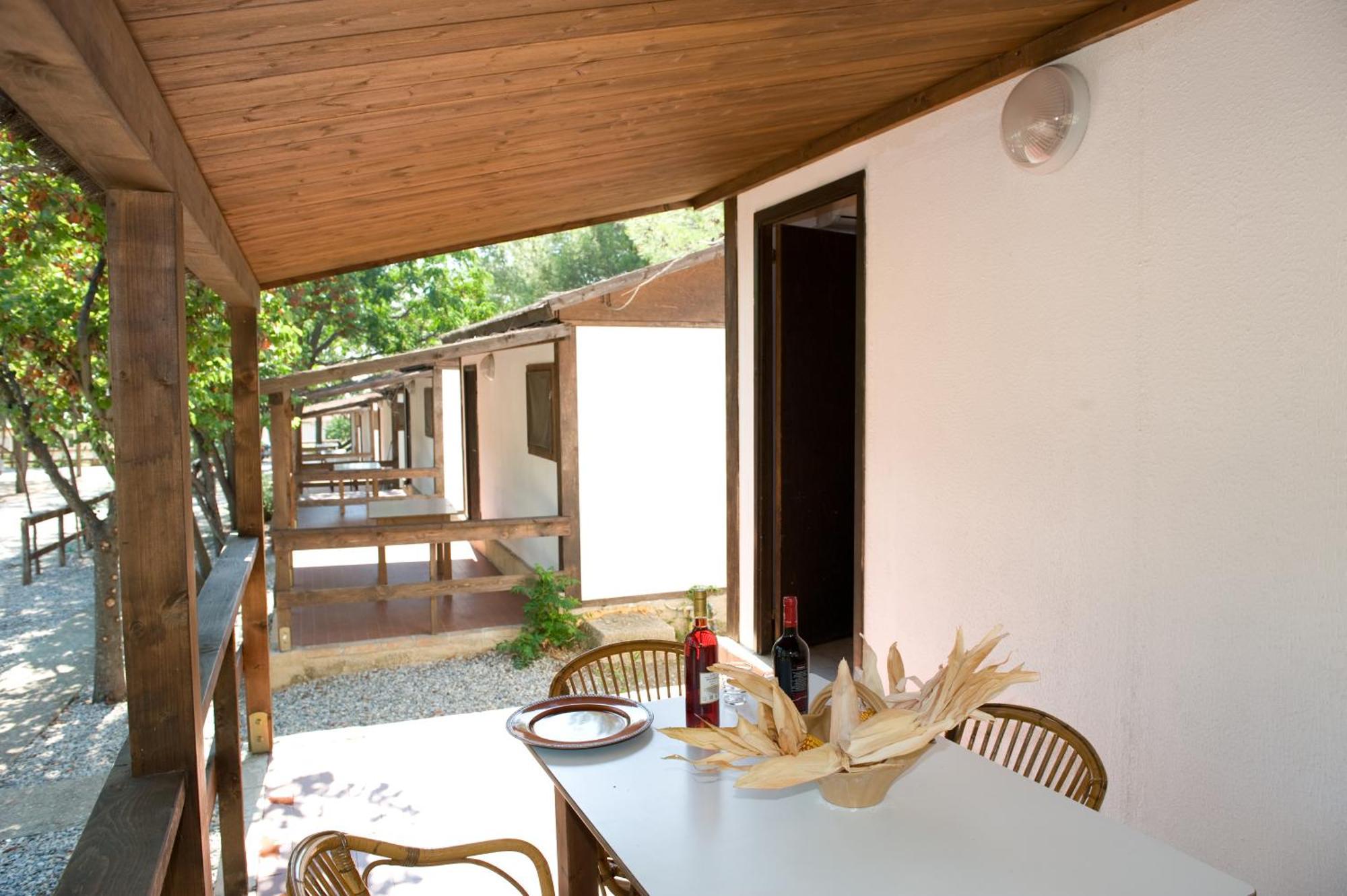Two-Bedroom Bungalow,1589403668:JPEG