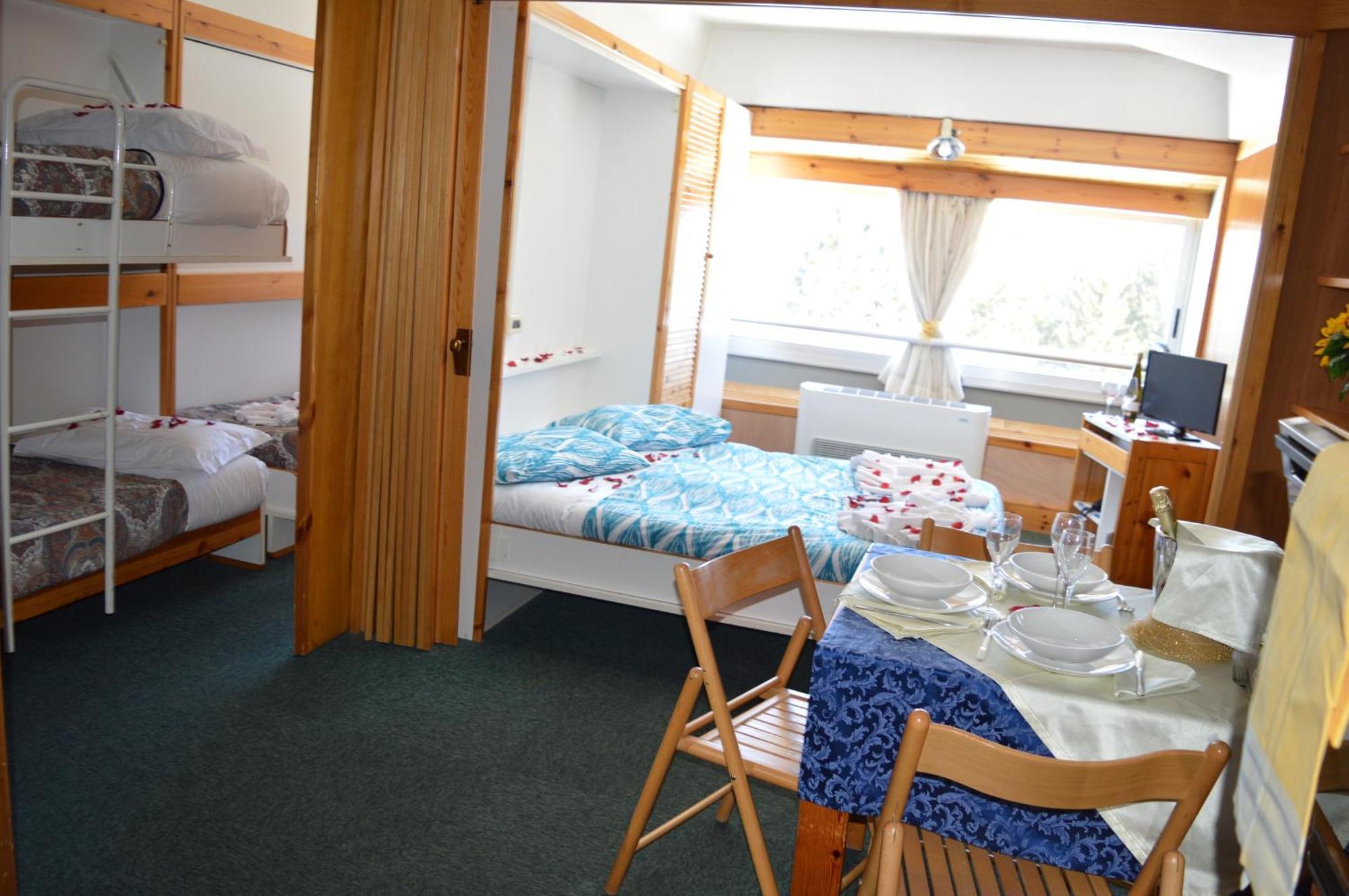 One Bedroom Apartment Mountain View