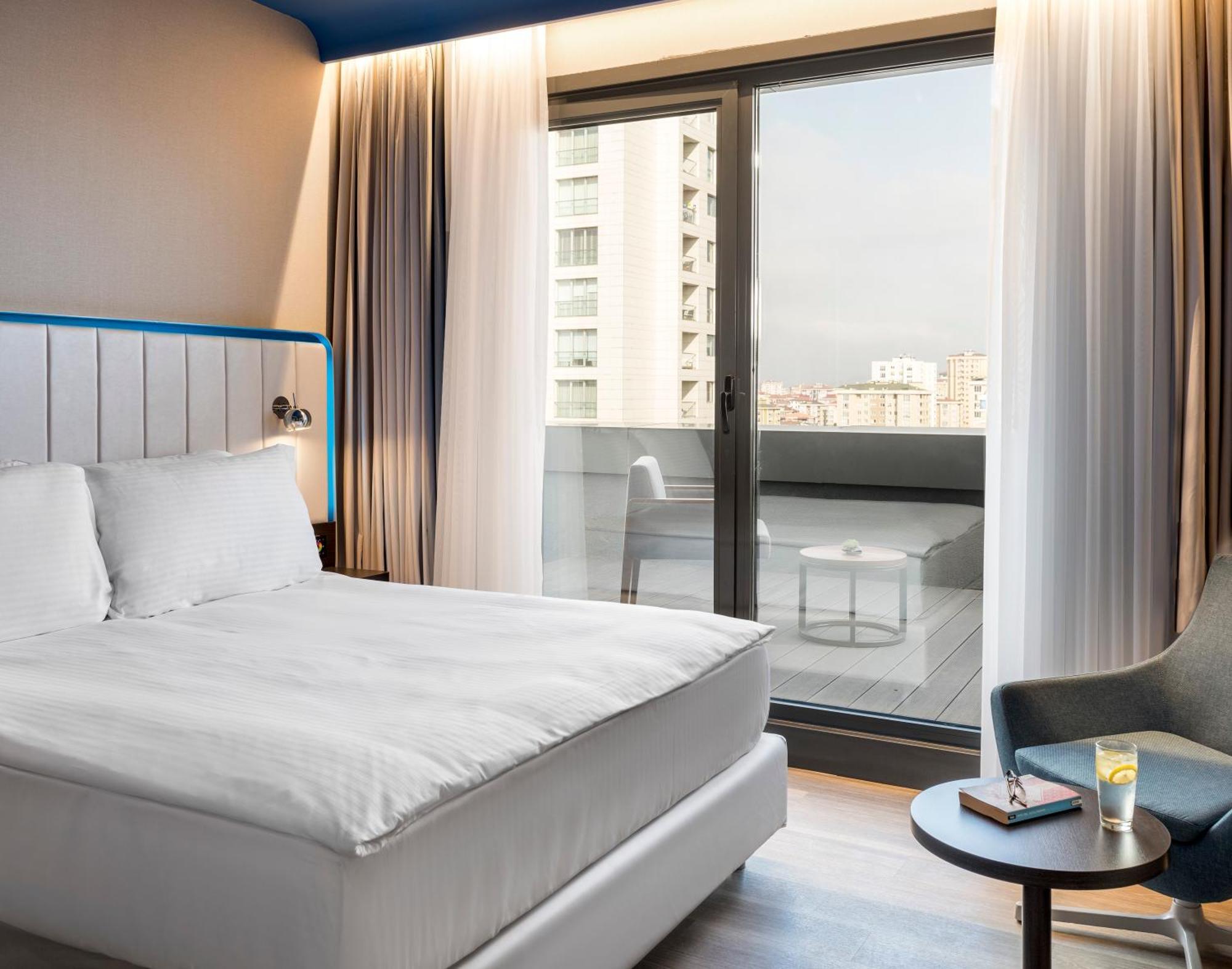 Two-Bedroom Suite Terrace,823761221:JPEG