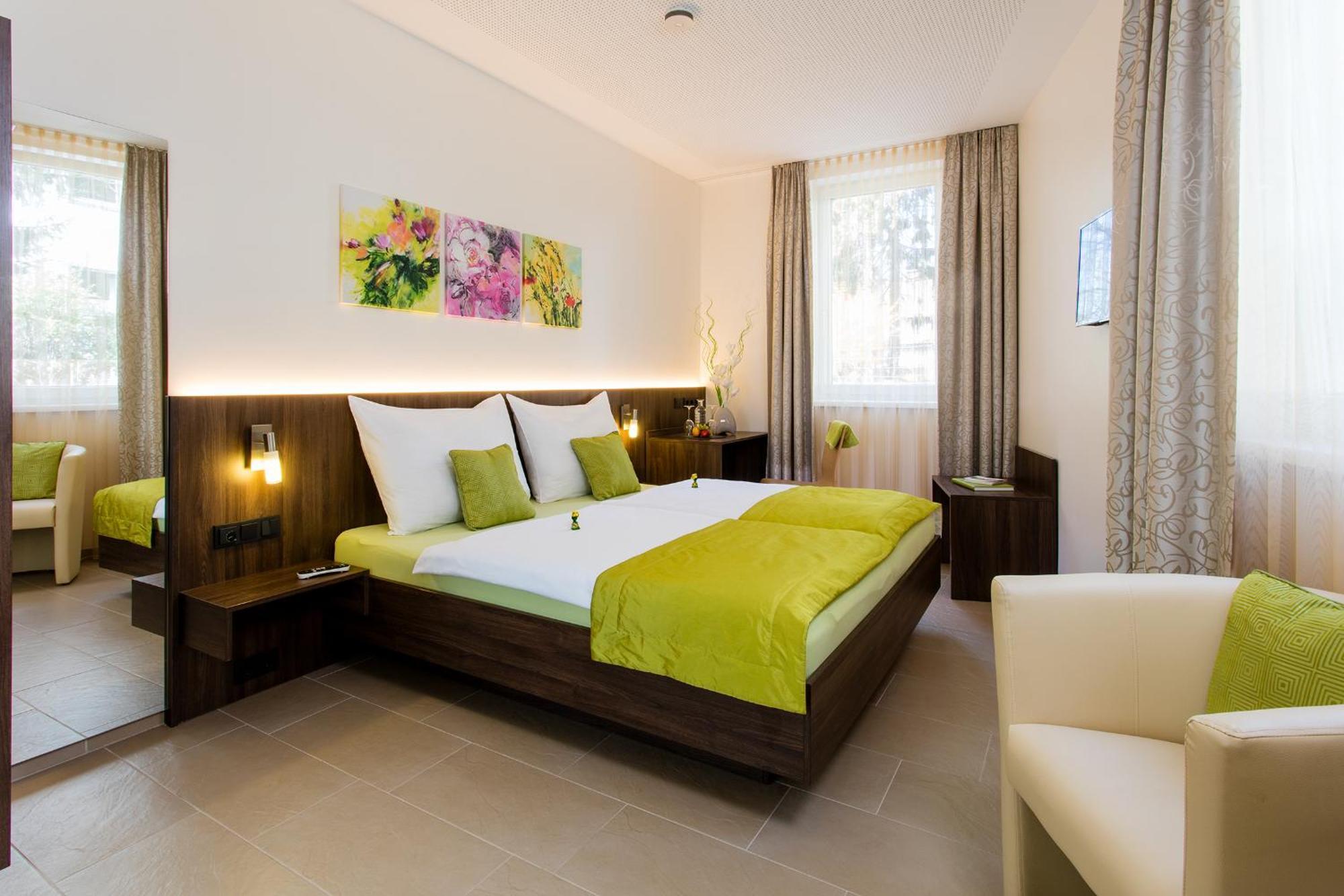 Double Room,824078126:JPEG