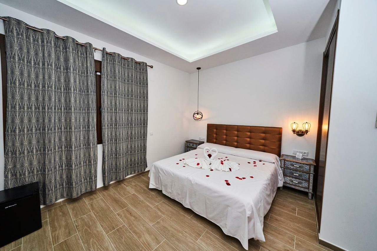 Double or Twin Room Pool View