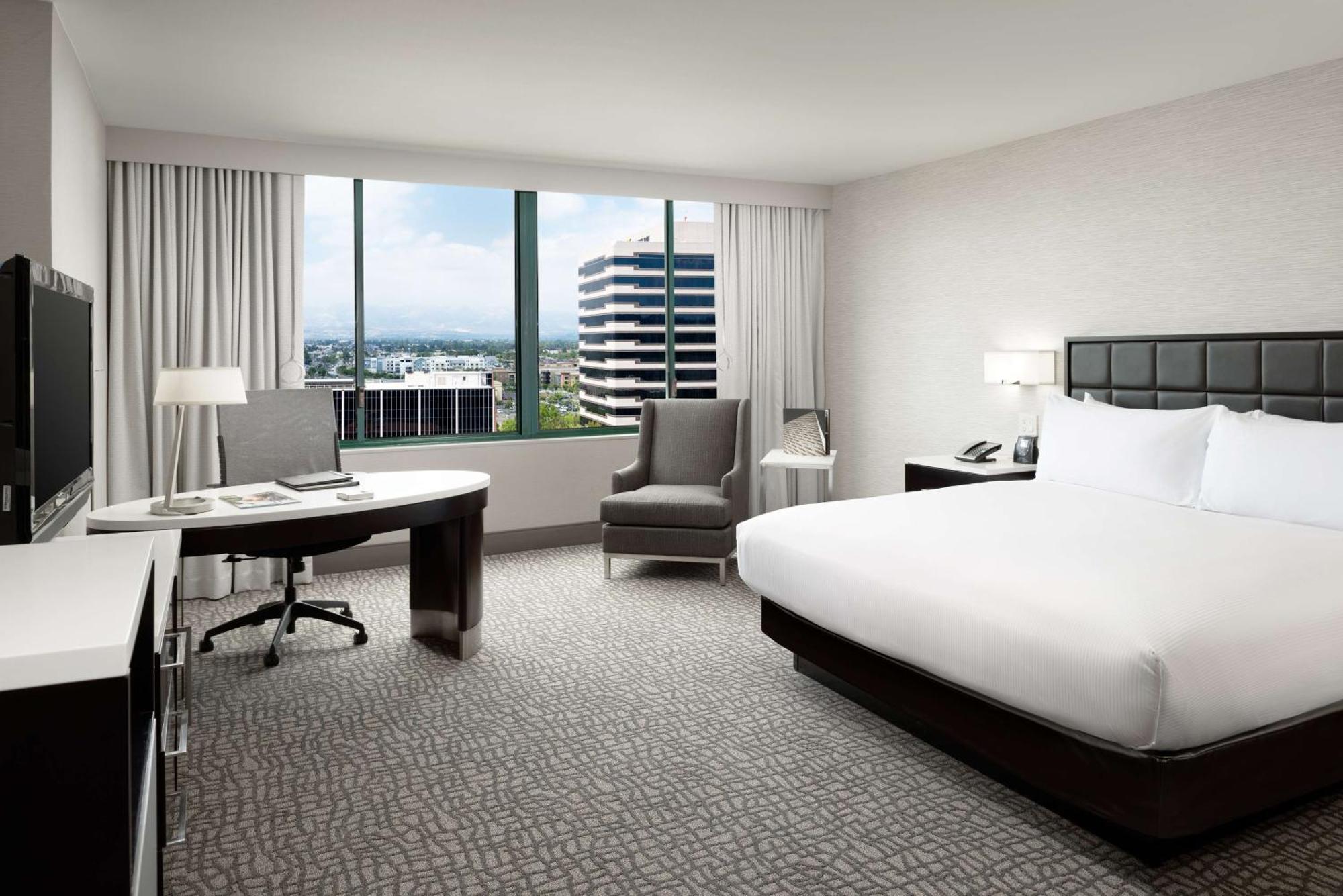 King Room,1551980638:JPEG