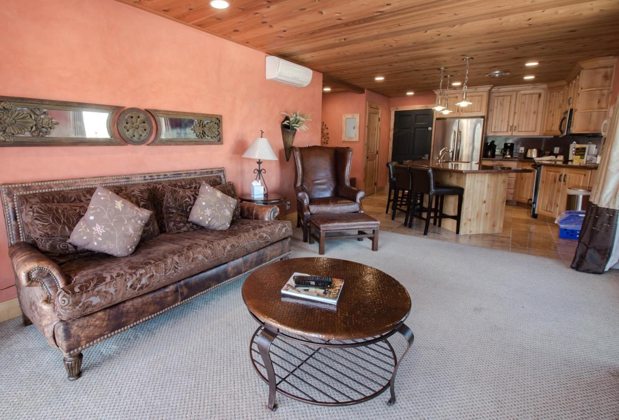 Two-Bedroom Apartment,824441192:JPEG