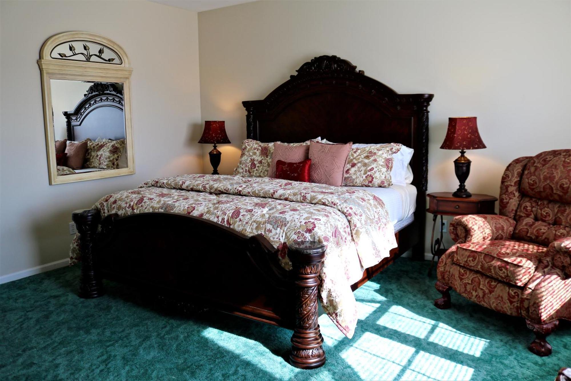 Deluxe King Room
