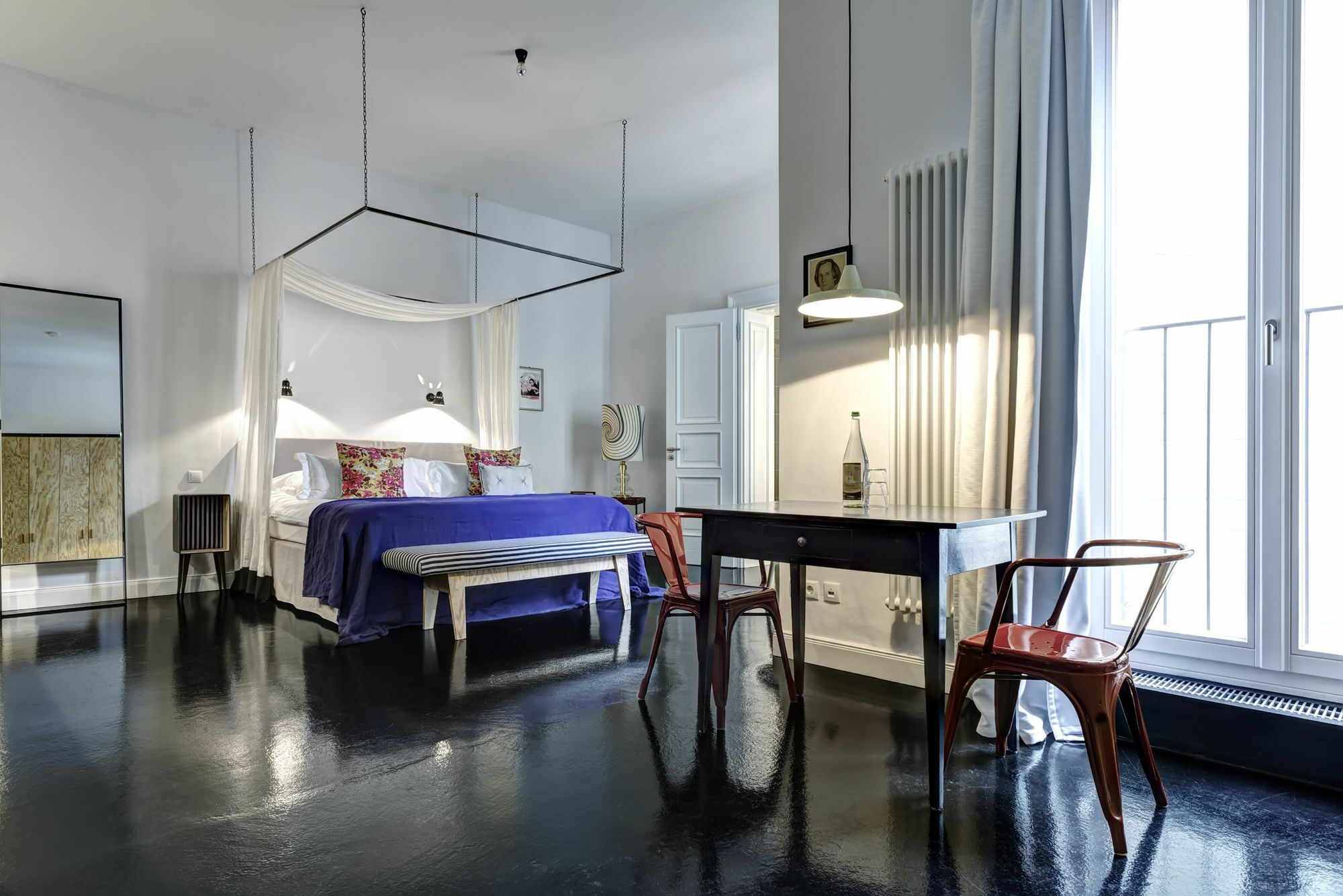 Studio Apartment 3